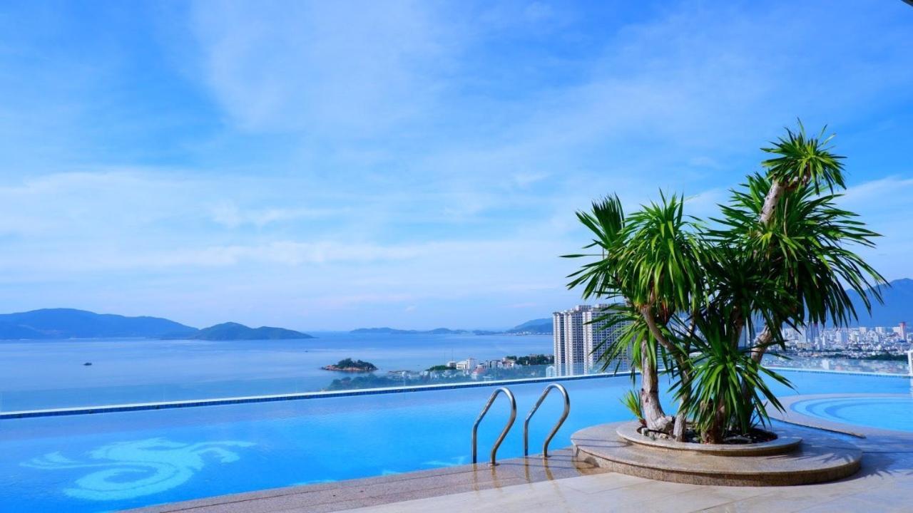 Scenia Bay Apartments ニャチャン エクステリア 写真